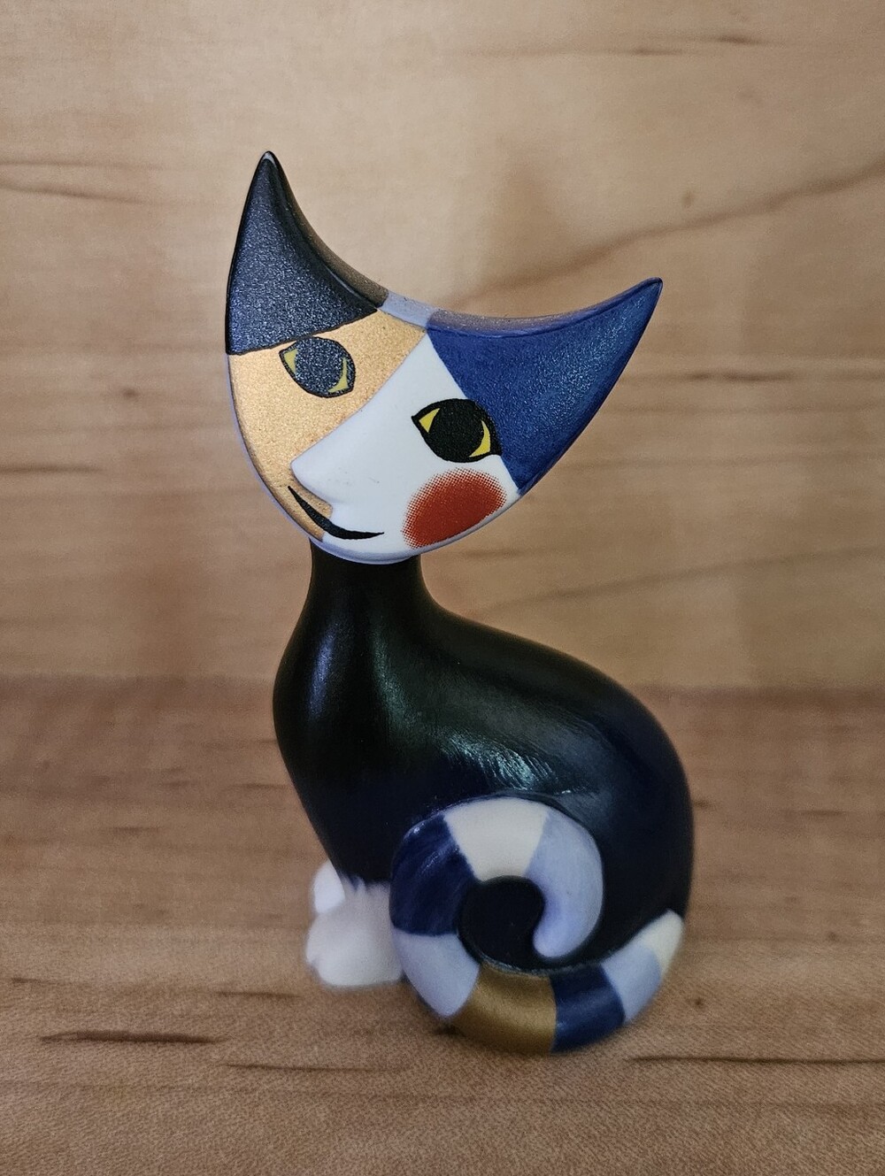 Closing Up Shop In 5...Rosina Wachtmeister 3" Cat Figurine "Mossimo"
